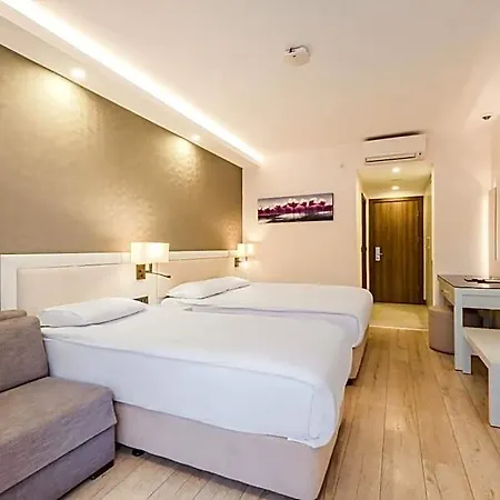 Hotel Orka Village Hisaroenue 3*